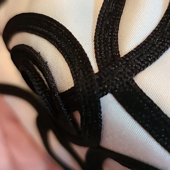 White House Black Market Bustier - Picture 5 of 13